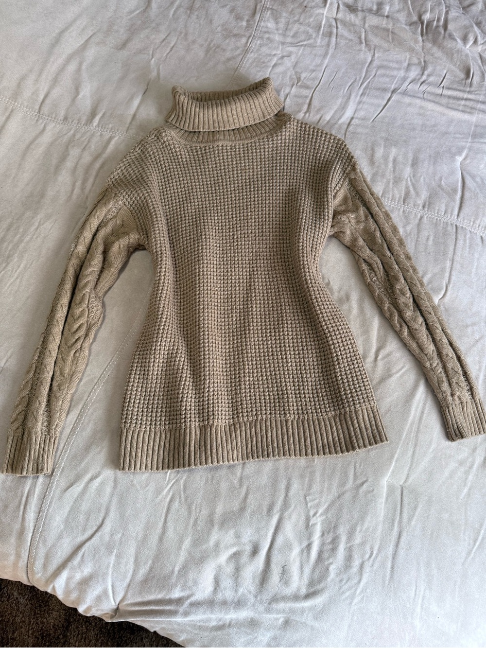 MICHAEL Michael Kors Beige Cable-Sleeve Turtleneck Sweater